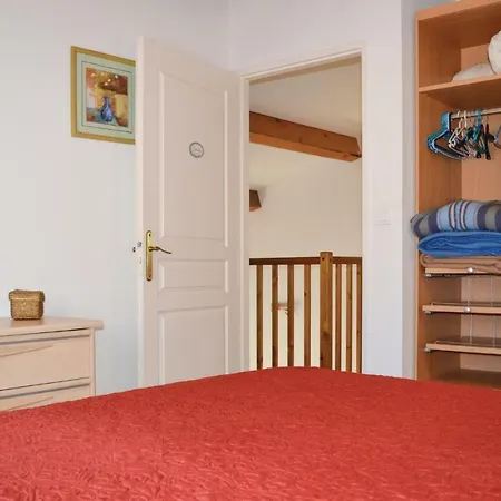 Two-bedroom Holiday In *